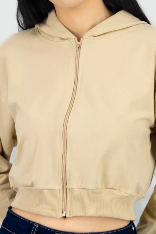 Sudadera crop cierre estampado espalda
