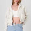 Sudadera cropped con bolsa cargo