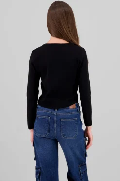 Sueter tejido cuello redondo