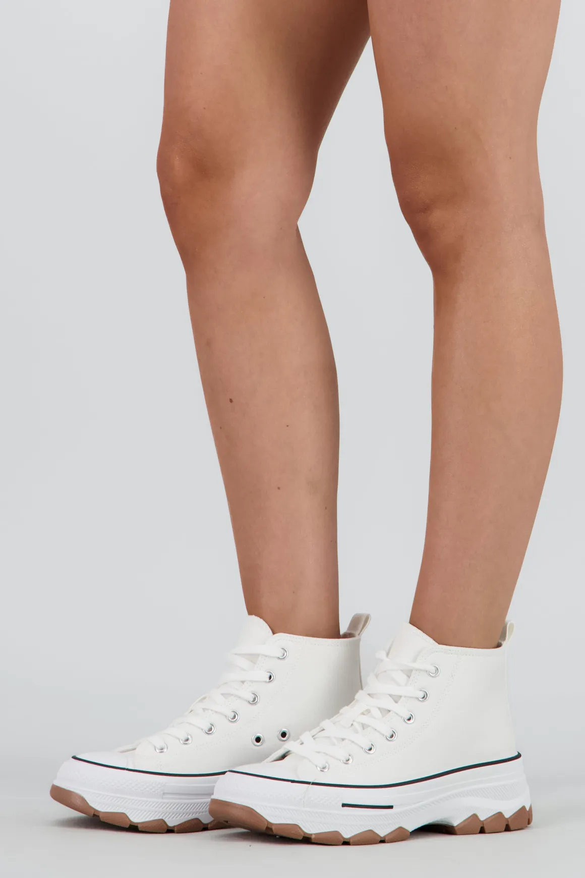 Tenis Canvas Suela Track