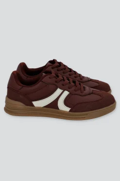 Tenis casual contraste materiales lineas
