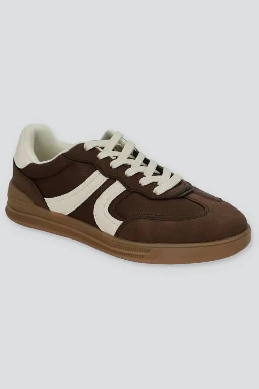 Tenis casual contraste materiales lineas