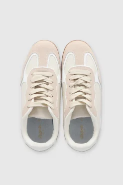 Tenis casual puntal