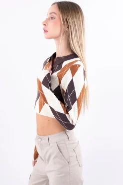 Top crop cuello tejido rombos