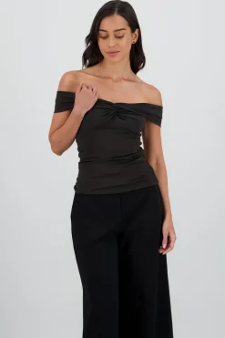 Top liso frunce