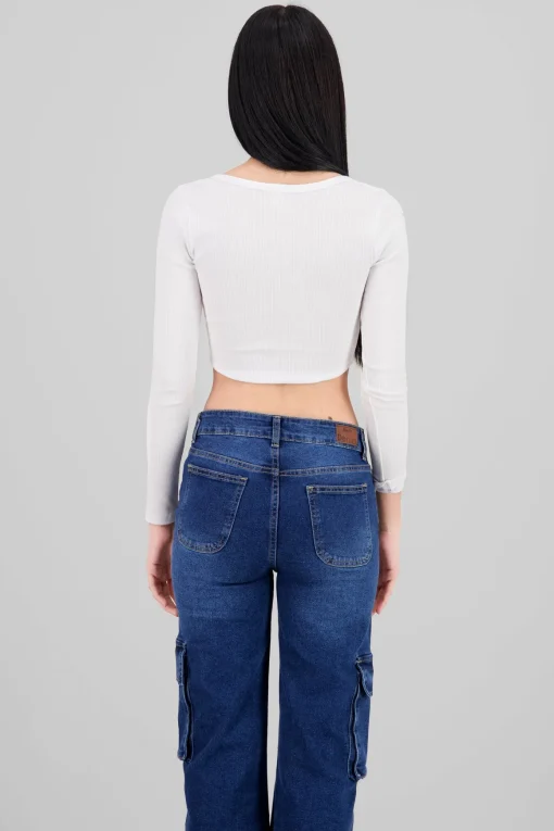Top manga larga escote cuadrado con broches