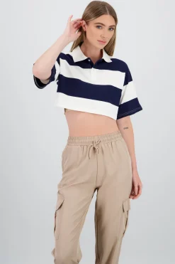 T-shirt crop cuello polo detalle rayas