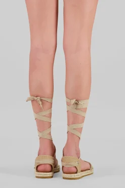 Alpargata plataforma lace up bordada