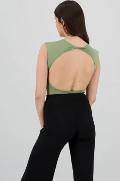 Body manga corta escote espalda