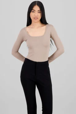 Bodysuit Liso Escote Cuadrado