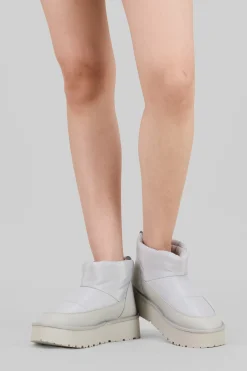 Bota invierno contraste cierre