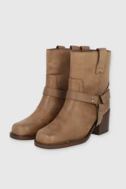 Botín Biker Tiras Aro Punta Cuadrda