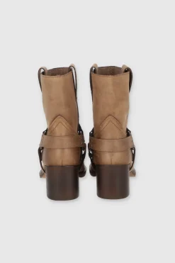 Botín Biker Tiras Aro Punta Cuadrda