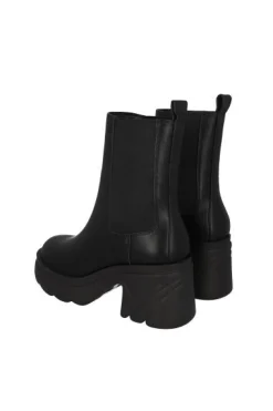 Botín chelsea tacón