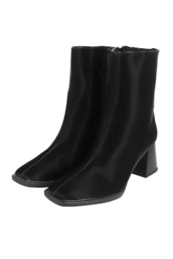 Botín efecto piel costura liso