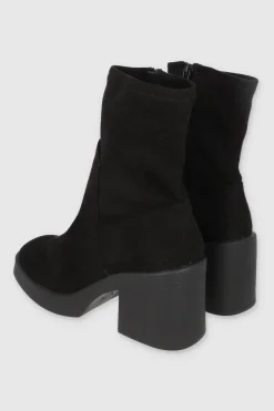 Botín elástico corte efecto gamuza