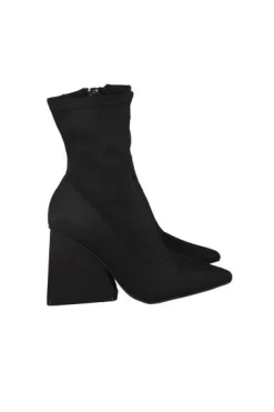 Botín strech tacón pirámide