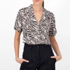 Camisa crop animal print