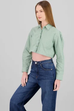 Camisa crop detalle botones manga larga