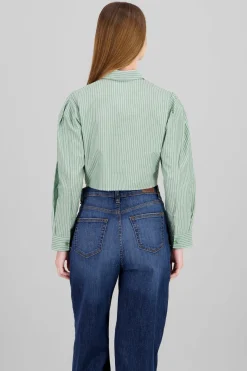 Camisa crop detalle botones manga larga