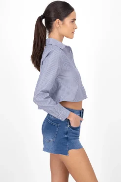 Camisa Crop Doble Bolsillo