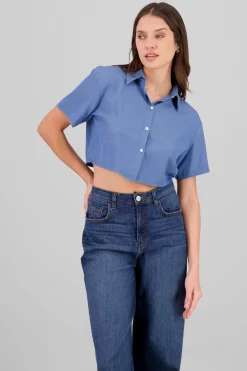 Camisa crop manga corta