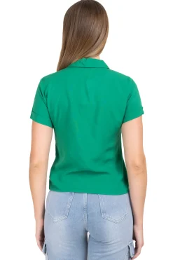 Camisa crop manga corta bolso