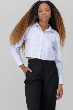 Camisa crop rayas bolsillos doble