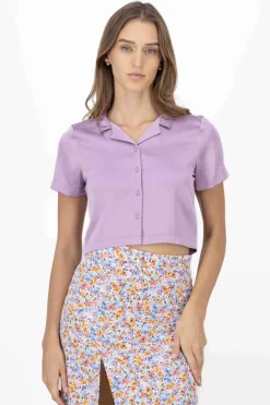 Camisa crop satinada