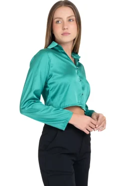 Camisa crop satinada botones