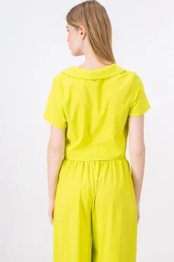 Camisa crop solapa botones