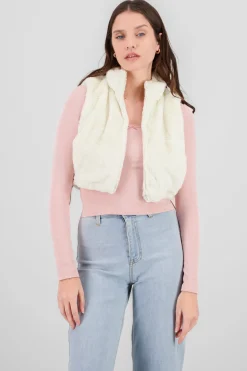 Chaleco corto peluche