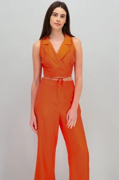 Chaleco crop detalle amarre