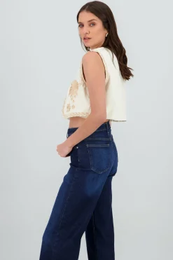 Chaleco crop detalle bordado