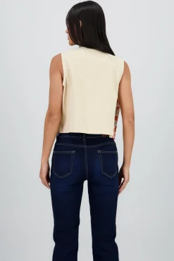 Chaleco detalle bordado flores