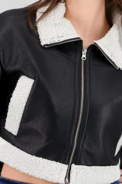 Chamarra aviador con borrego