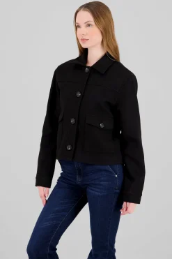 Chamarra bolsas manga larga