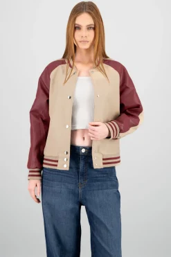 Chamarra bomber efecto piel