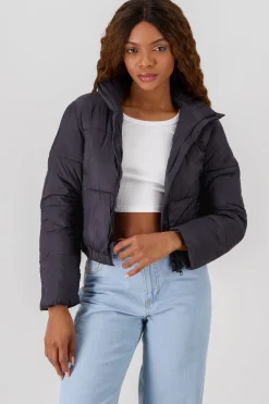 Chamarra capitonada cuello alto