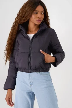 Chamarra capitonada cuello alto