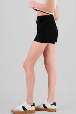 Falda short detalle cinturon