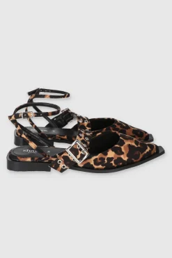 Flat pointy suela ancha correa