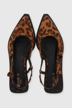 Flat puntal slingback