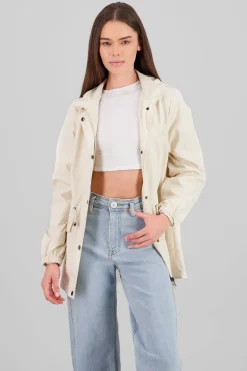 Gabardina corta botones