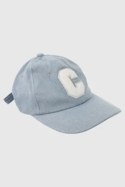 Gorra denim letra C