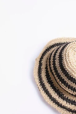 Gorro pescador tejido líneas