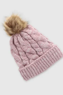 Gorro punto trenza pompón
