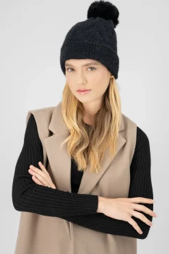 Gorro tejido pompón