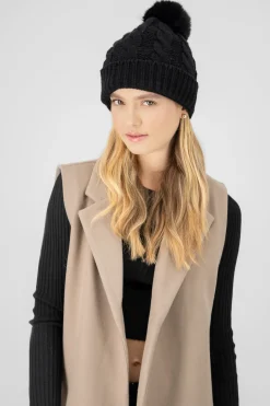 Gorro tejido trenzado pompón