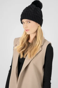 Gorro tejido trenzado pompón